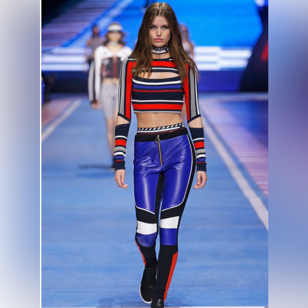 Tommy Hilfiger X Gigi Hadid stripe top with arm cut outs. Size M. Fits US 6 NWOT